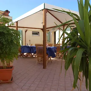 Penzion La Papaya, Marina Di Pisa