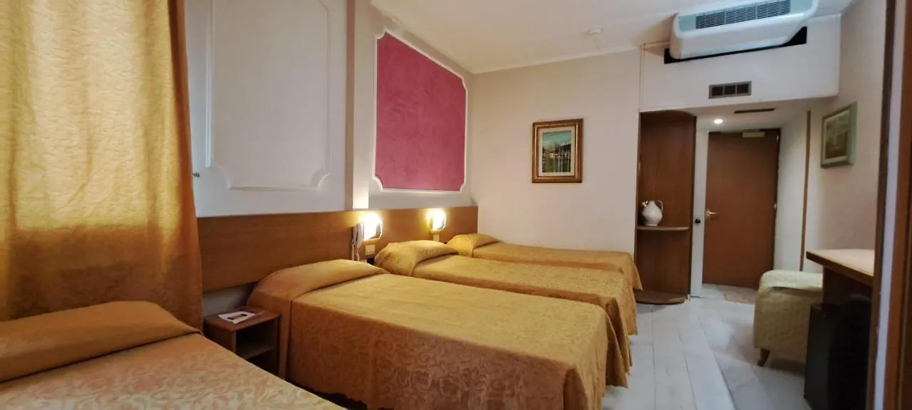 Hotel Delta Florence Calenzano 4*,